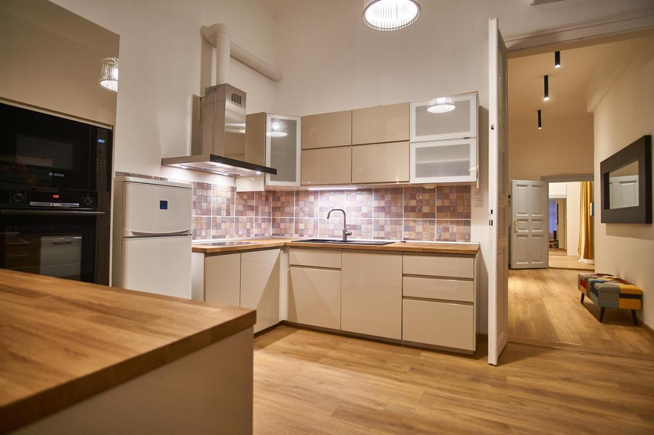 D20 Apartman | Budapest Budapeste Exterior foto